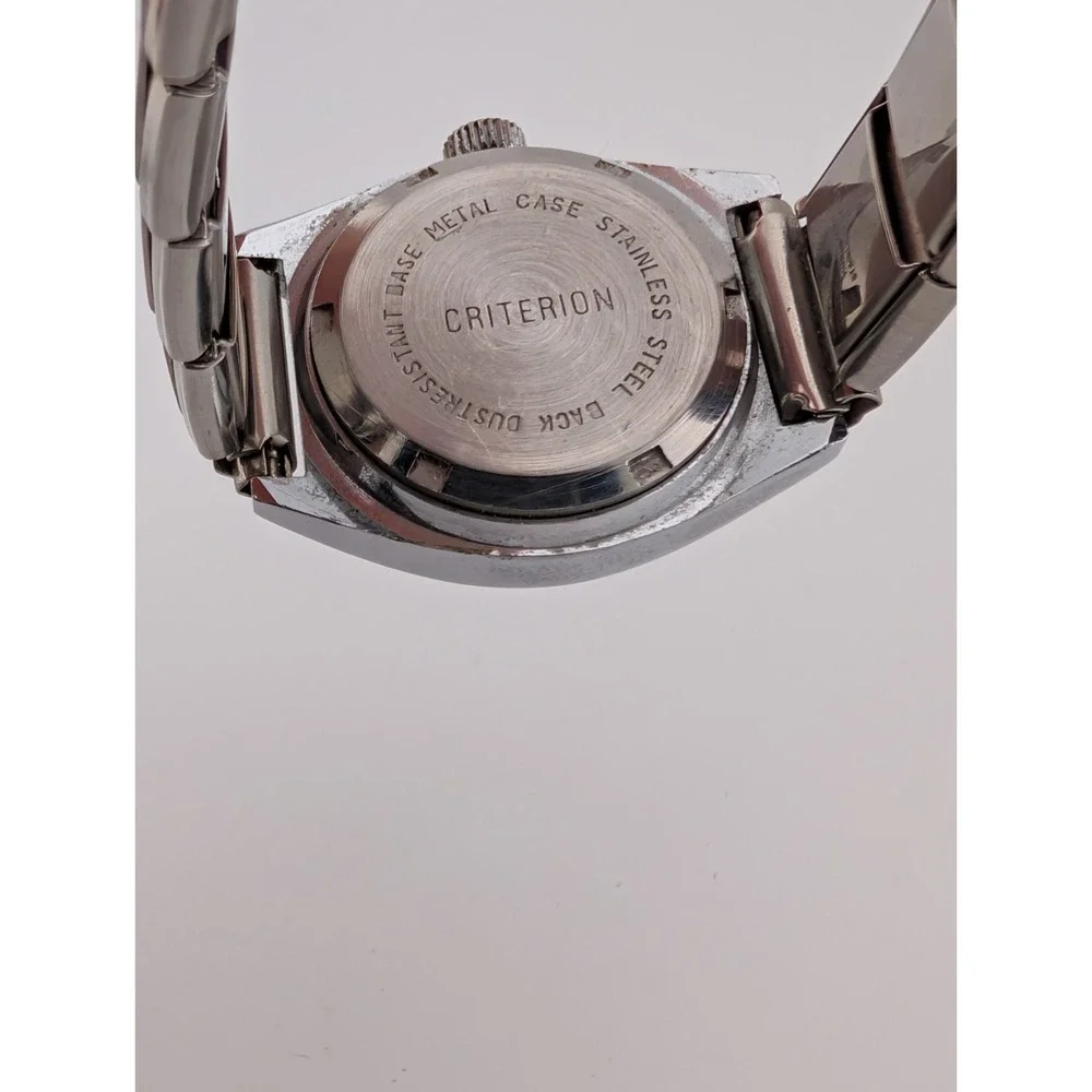Vintage Criterion Swiss Watch Women 26mm‎ Case Silver Stretch Band- New Battery
